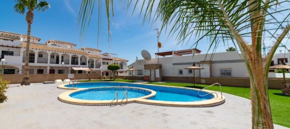 Adosado de 2 dormitorios en Alicante, Spain No. 174673 28