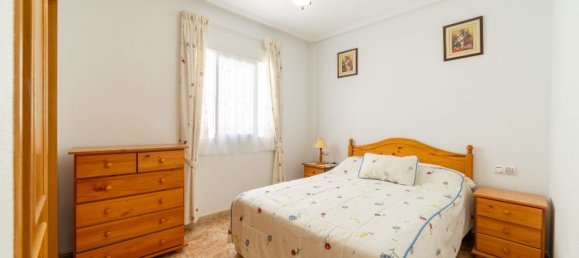 Adosado de 2 dormitorios en Alicante, Spain No. 174673 15