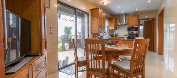 Casa de 4 dormitorios en Lagoa, Portugal No. 44306 11