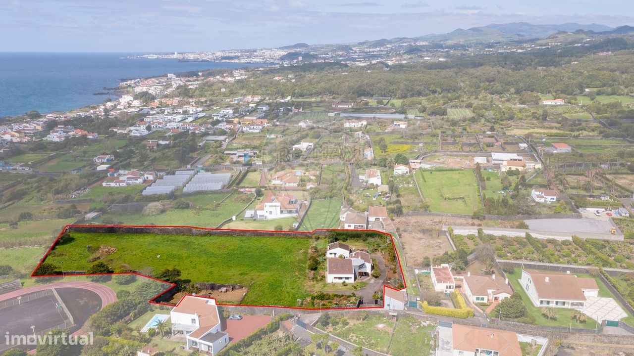 Casa de 4 dormitorios en Lagoa, Portugal No. 44306