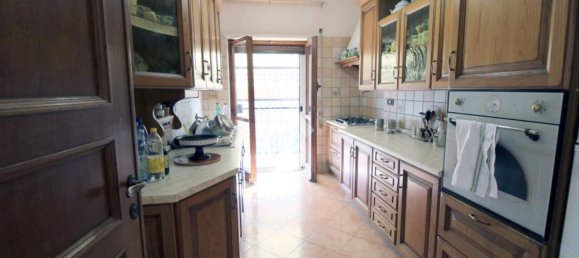 Villa de 6 habitaciónes en Poggio Catino, Italy No. 145897 2