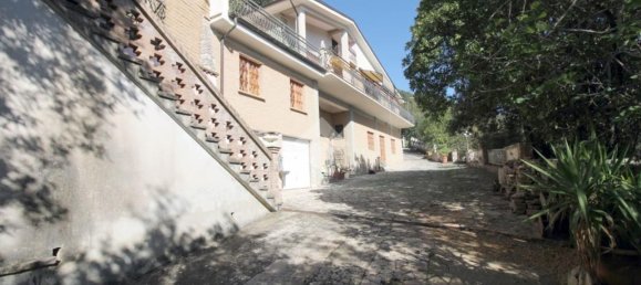 Villa de 6 habitaciónes en Poggio Catino, Italy No. 145897 22
