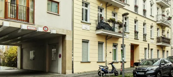  Parking in Prenzlauer Berg, Germany No. 282124 4