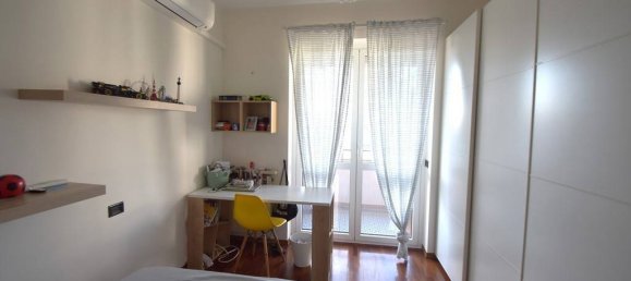 3 bedrooms House in Magenta, Italy No. 295871 25