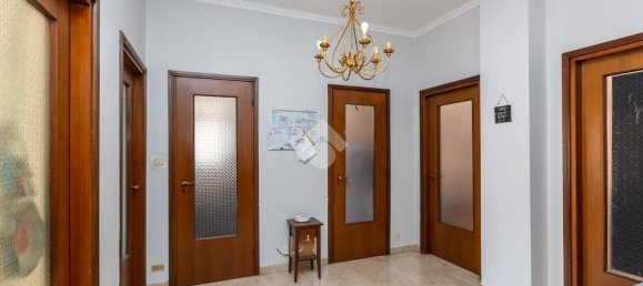 4 Schlafzimmer Wohnung in Turin, Italy, Nr. 315382 6