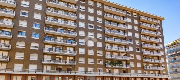 4 Schlafzimmer Wohnung in Turin, Italy, Nr. 315382 2