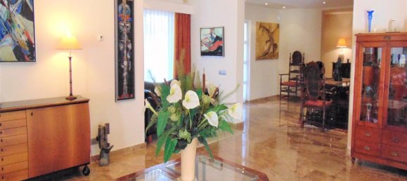 5 غرف نوم فيلا في Oliva, Spain رقم 2510 20