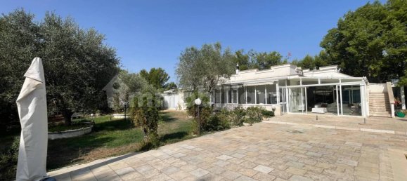 Villa T5 em Guagnano, Italy N.º 319277 7