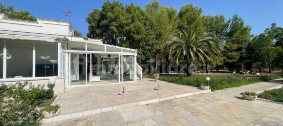 Villa T5 em Guagnano, Italy N.º 319277 8