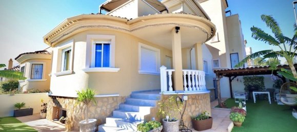 4 bedrooms House in San Miguel de Salinas, Spain No. 188680 5