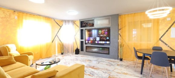 4 bedrooms House in San Miguel de Salinas, Spain No. 188680 10