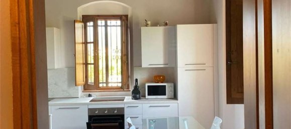 2 rooms Apartment in Sarzana, Italy No. 165352 2