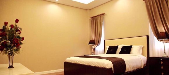 4 Schlafzimmer Haus in Khlong Toei, Thailand, Nr. 10057 6