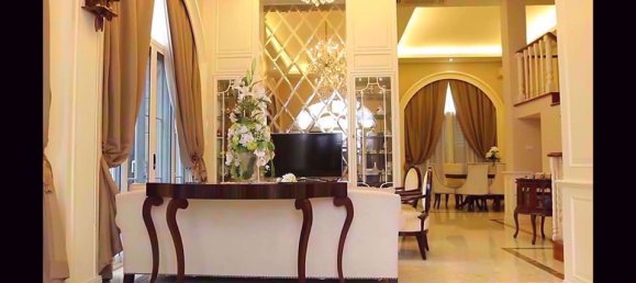 4 Schlafzimmer Haus in Khlong Toei, Thailand, Nr. 10057 2