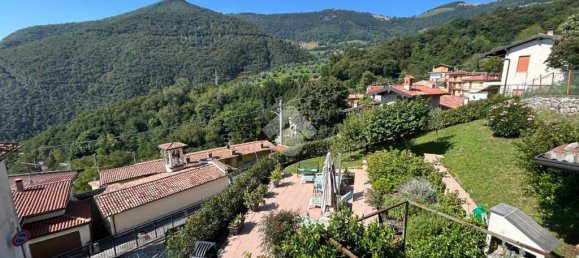 Casa de 4 dormitorios en Parzanica, Italy No. 329460 2