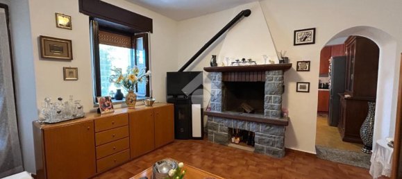 Casa de 4 dormitorios en Parzanica, Italy No. 329460 6