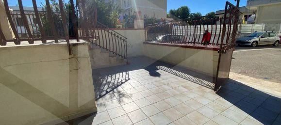 4 rooms House in Bitonto, Italy No. 28505 41