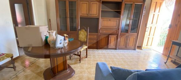 4 rooms House in Bitonto, Italy No. 28505 37