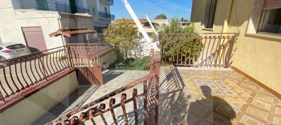 4 rooms House in Bitonto, Italy No. 28505 3