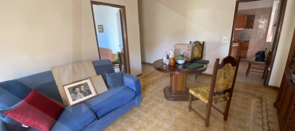 4 rooms House in Bitonto, Italy No. 28505 29
