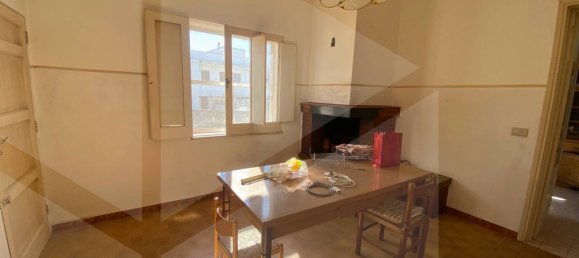 4 rooms House in Bitonto, Italy No. 28505 10