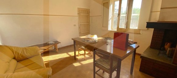 4 rooms House in Bitonto, Italy No. 28505 6