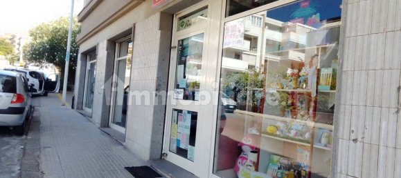 1-Zimmer Gewerbliche Immobilie in Sassari, Italy, Nr. 272813 4