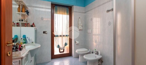 3 bedrooms Apartment in Collegno, Italy No. 380309 10