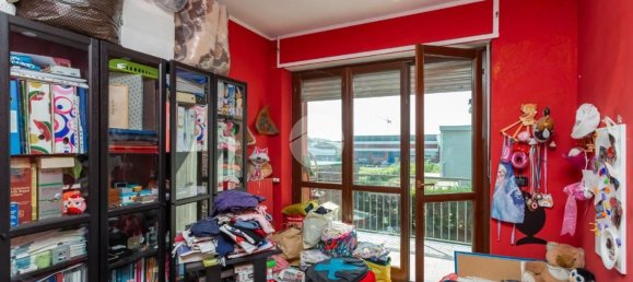 3 bedrooms Apartment in Collegno, Italy No. 380309 8