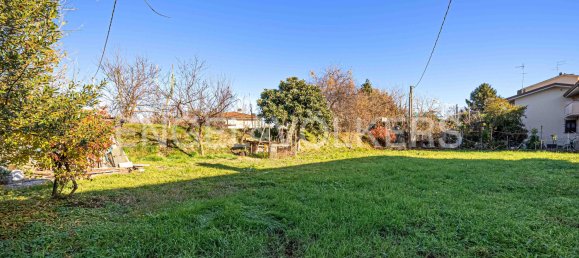 3 bedrooms House in Conegliano, Italy No. 103884 10