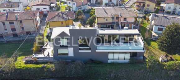 3 bedrooms House in Conegliano, Italy No. 103884 3