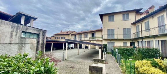 3 rooms Apartment in Bosisio Parini, Italy No. 74873 21