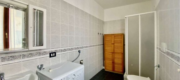 3 rooms Apartment in Bosisio Parini, Italy No. 74873 13