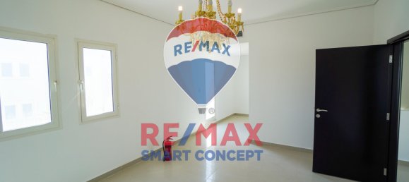 Adosado de 5 dormitorios en Al Reef, UAE No. 28165 2