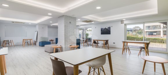 84 Schlafzimmer Hotel in Cadiz, Spain, Nr. 97739 8