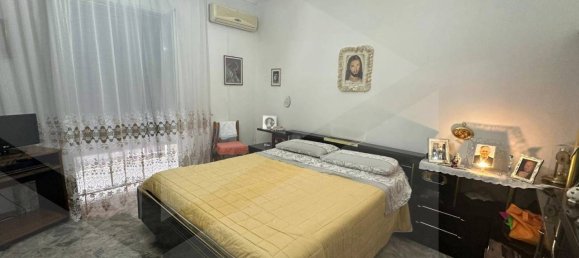 3 rooms Building in Bari, Italy No. 34343 9