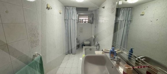 3 rooms Building in Bari, Italy No. 34343 5