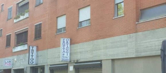 96m² Commercial property in San Donato Milanese, Italy No. 288005 11