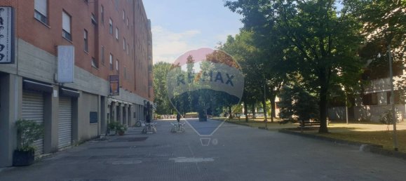 96m² Commercial property in San Donato Milanese, Italy No. 288005 13