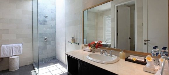 4 Schlafzimmer Villa in Canggu, Indonesia, Nr. 3037 21