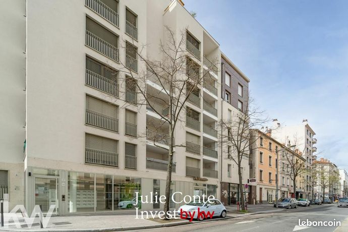 Estudio en Lyon, France No. 289821