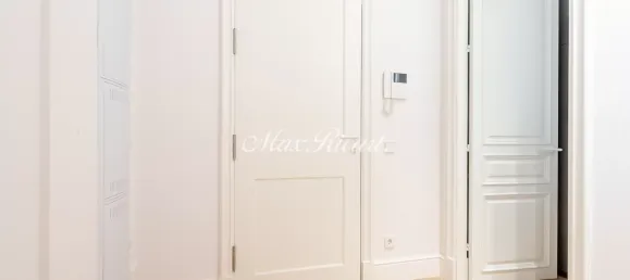 Квартира с 2 комнатами в Старый город, Испания № 33997 10