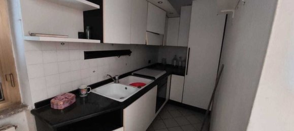 Дом с 10 комнатами в Кастельнуово Магра, Италия № 216823 16