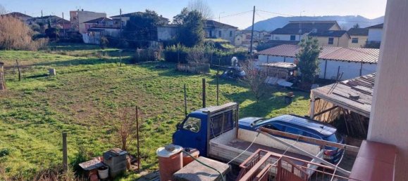 Дом с 10 комнатами в Кастельнуово Магра, Италия № 216823 27