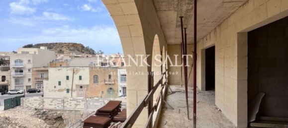 2 bedrooms Maisonette in Victoria, Malta No. 616 12