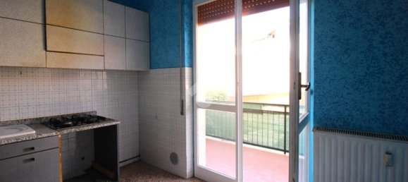 Apartamento de 3 dormitorios en Missaglia, Italy No. 365482 10