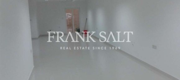 Tienda en Saint Paul's Bay, Malta 94 m² No. 12849 2