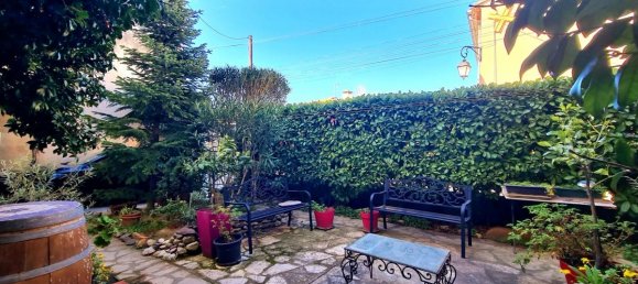 5 غرف نوم منزل في La Redorte, France رقم 38010 3