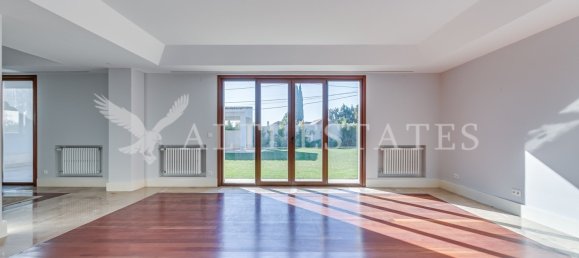 Villa de 4 dormitorios en Cascais, Portugal No. 97508 9