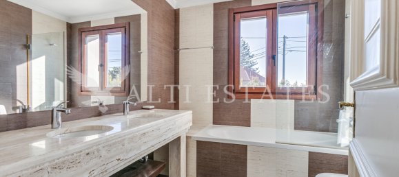 Villa de 4 dormitorios en Cascais, Portugal No. 97508 23